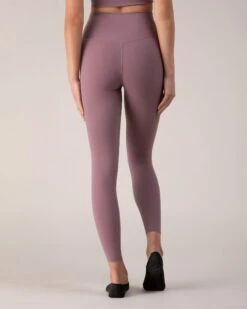 BLOCHeverhold 7/8 Legging 10 BLOCHeverhold 7/8 Legging -The Dancewear Shop ZCO1703 DIA TCO1701 DIA XS 2322
